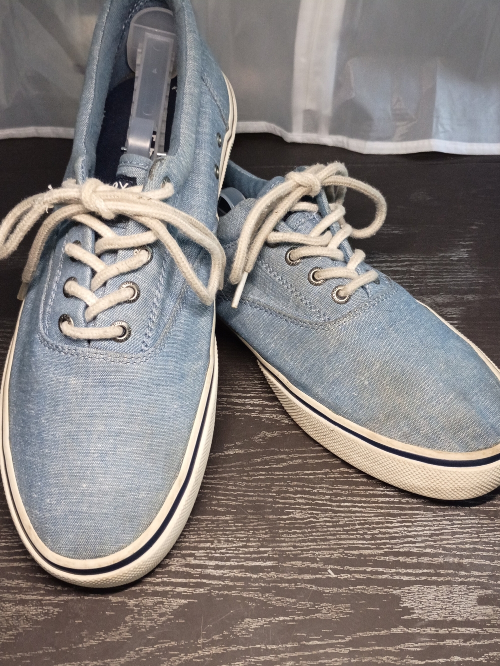 Sperry Light Blue Denim Canvas Lace-Up Sneakers. Men's 10.5M.
